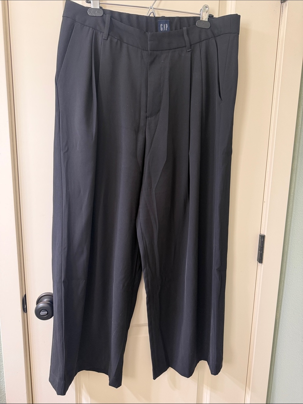 GAP 365 High Rise Pleated Trousers with elastic in waistband